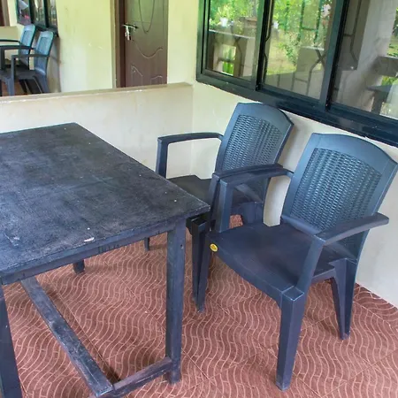 Raikar Guest House